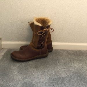 Born leather/fur boots